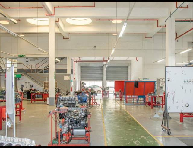 3,007M² WAREHOUSE TO LET IN BELLVILLE SOUTH